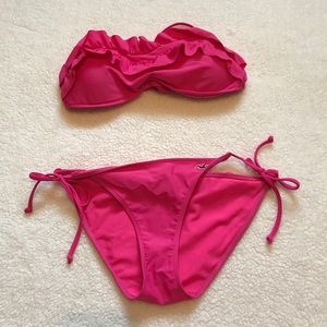 Hollister Pink ruffled bathing suit